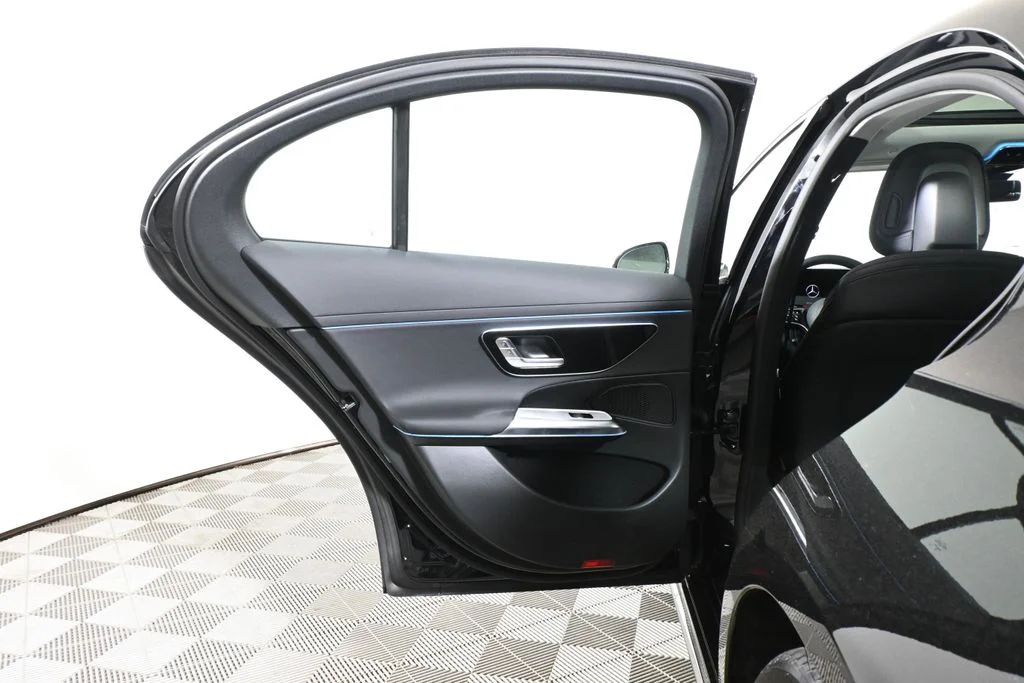 New 2026 Black Mercedes-Benz E 450 image 30