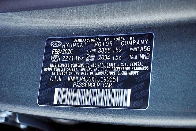 Used 2026 Gray Hyundai SEL Sport image 30