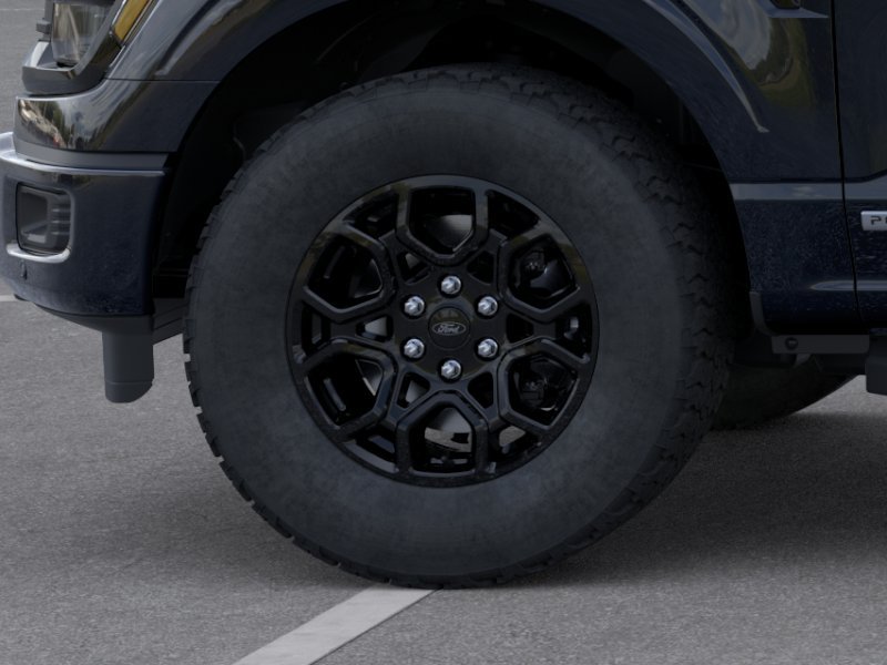 New 2026 Agate Black Metallic Ford XLT image 34