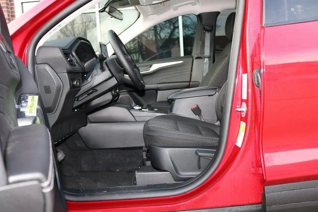 New 2026 Rapid Red Metallic Tinted Clearcoat Ford Active® image 15