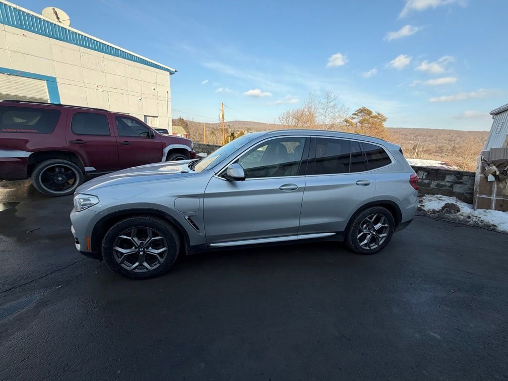 Used 2021 BMW X3 30e with VIN 5UXTS1C08M9E32816 for sale in Forest City, PA