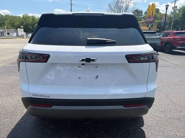 New 2026 Summit White Chevrolet LT image 4