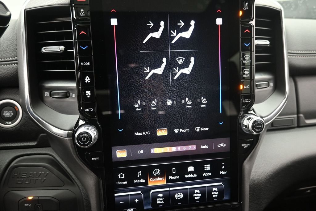 New 2026 Diamond Black Crystal Pearl-Coat Exterior Paint RAM Laramie image 19