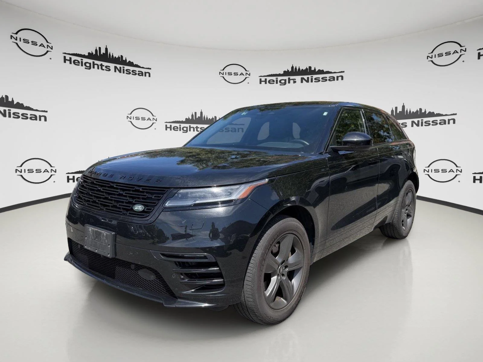 2025 Land Rover Range Rover Velar