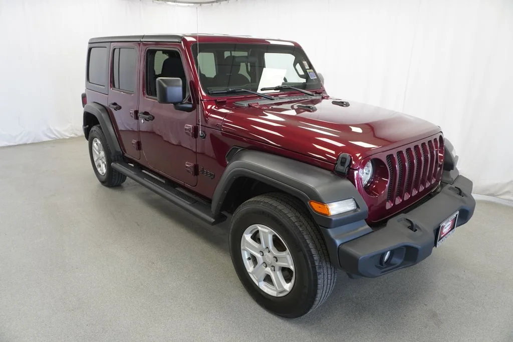 Used 2021  Jeep Unlimited Sport S image 3
