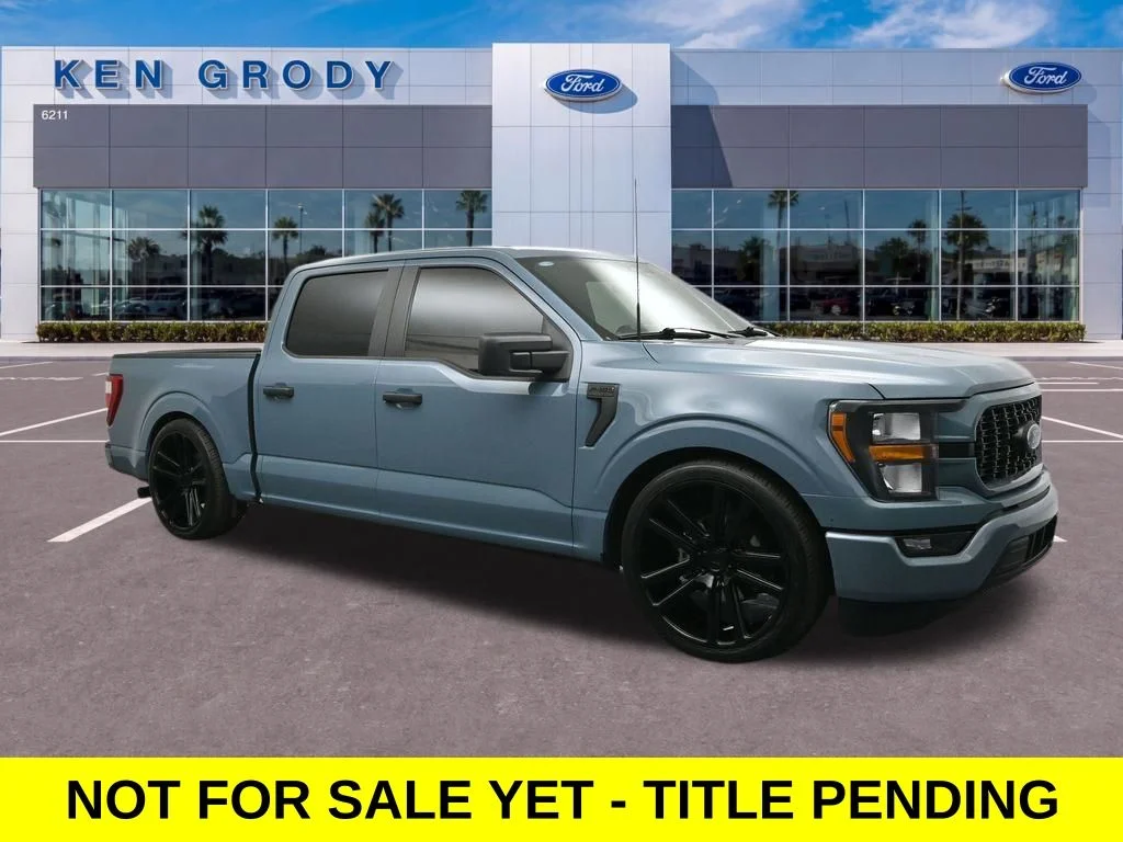 2023 Ford F-150 XL SuperCrew 5-1/2 Box's photo