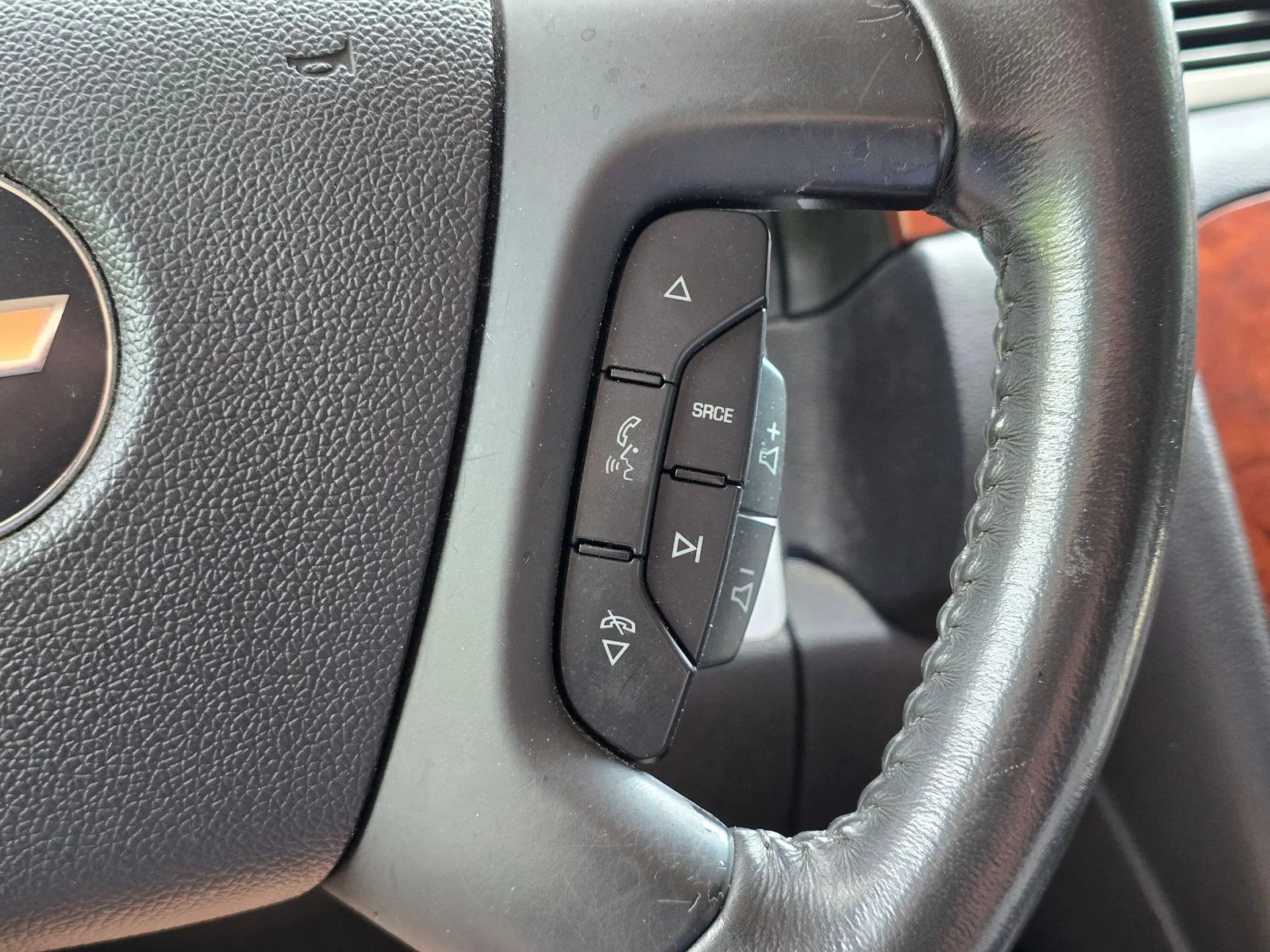 Used 2009 Victory Red Chevrolet LT image 17