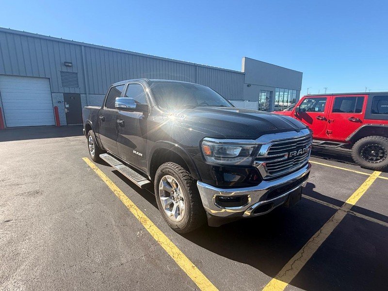 Used 2021 Diamond Black Crystal Pearlcoat Ram Laramie 4x4 image 3