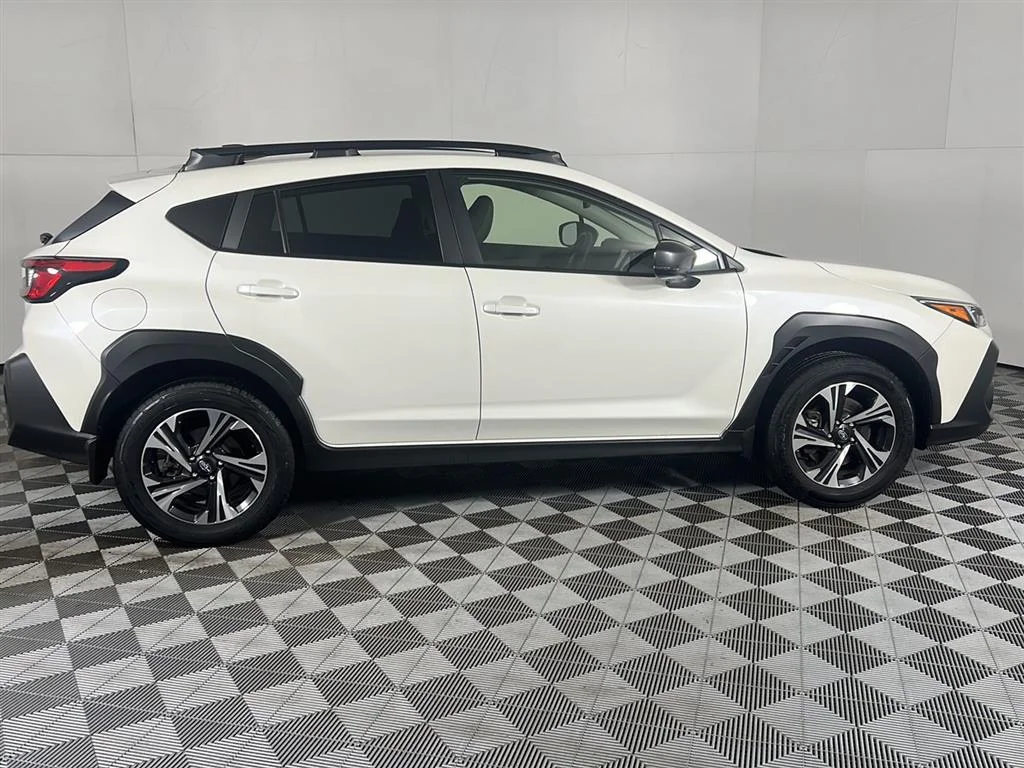 Used 2024 Crystal White Pearl Subaru Premium image 8