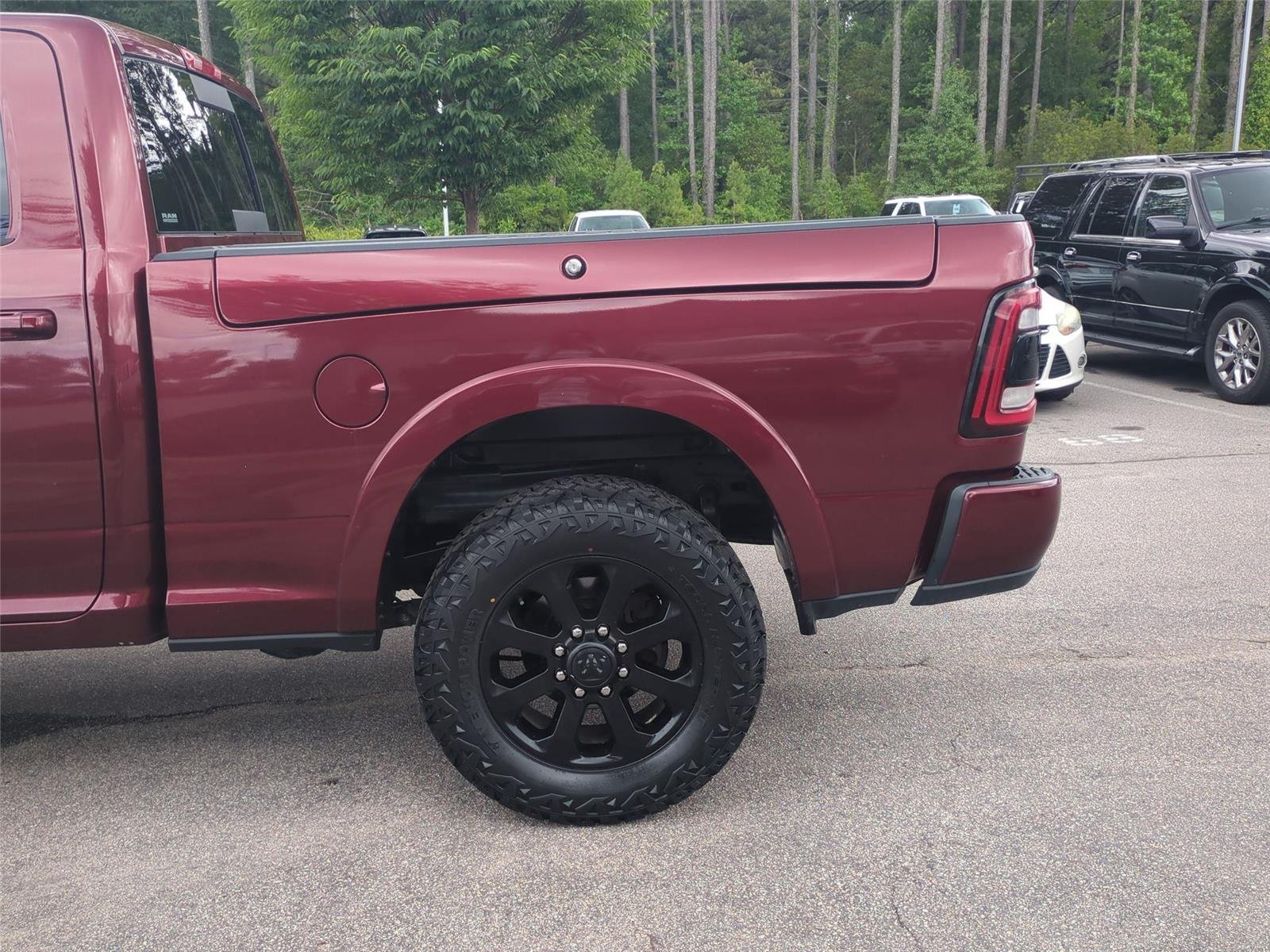Used 2022 Delmonico Red Pearlcoat Ram Laramie image 11