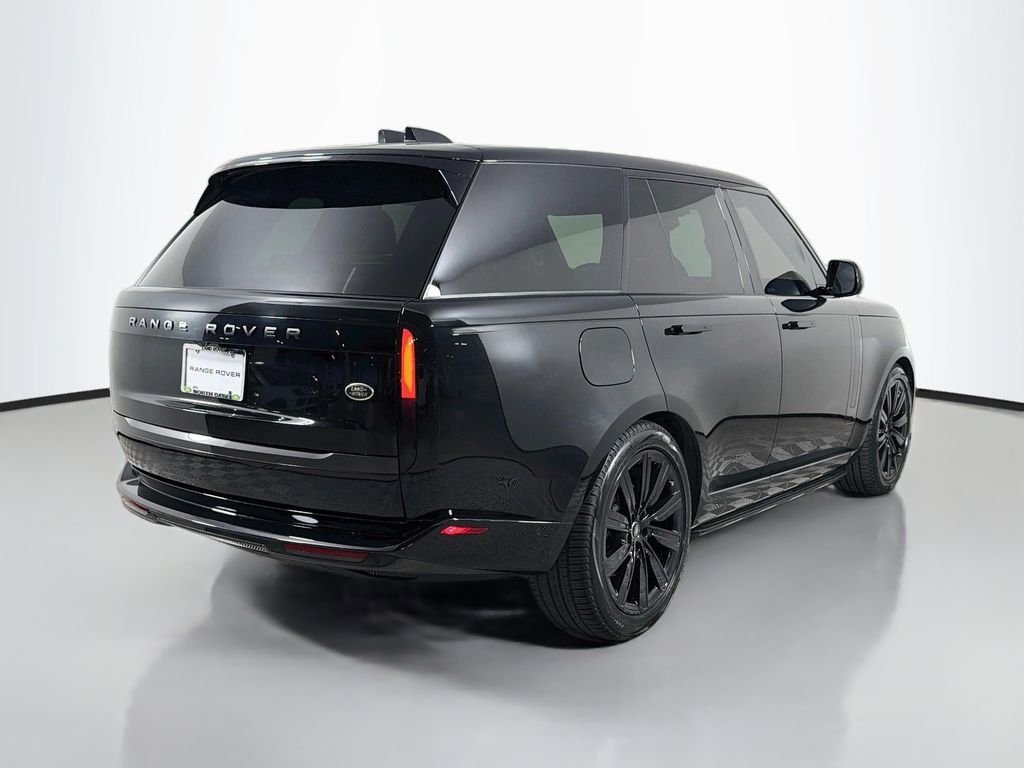 Certified Used 2023 Santorini Black Metallic Land Rover SE image 5