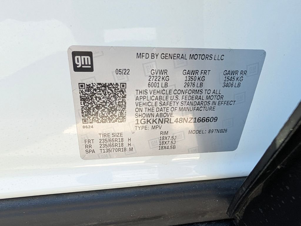 Used 2022 White GMC SLE image 31