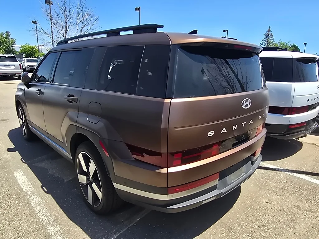 Used 2025 Earthy Brass Matte Hyundai Limited image 13