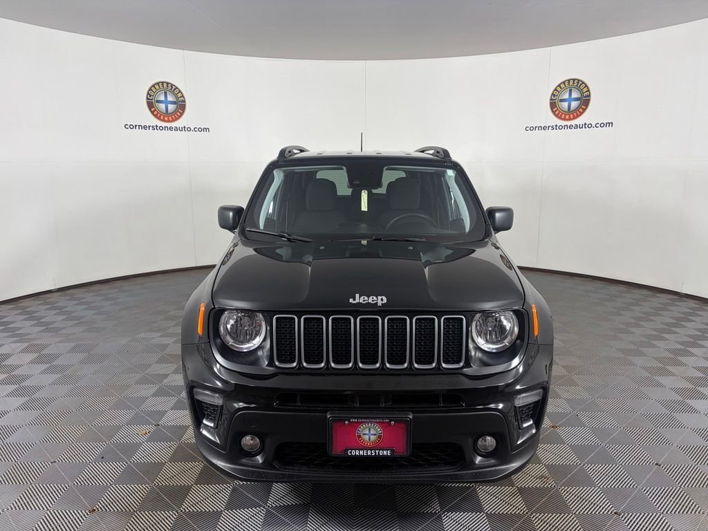 Used 2022 Black Jeep Latitude image 15