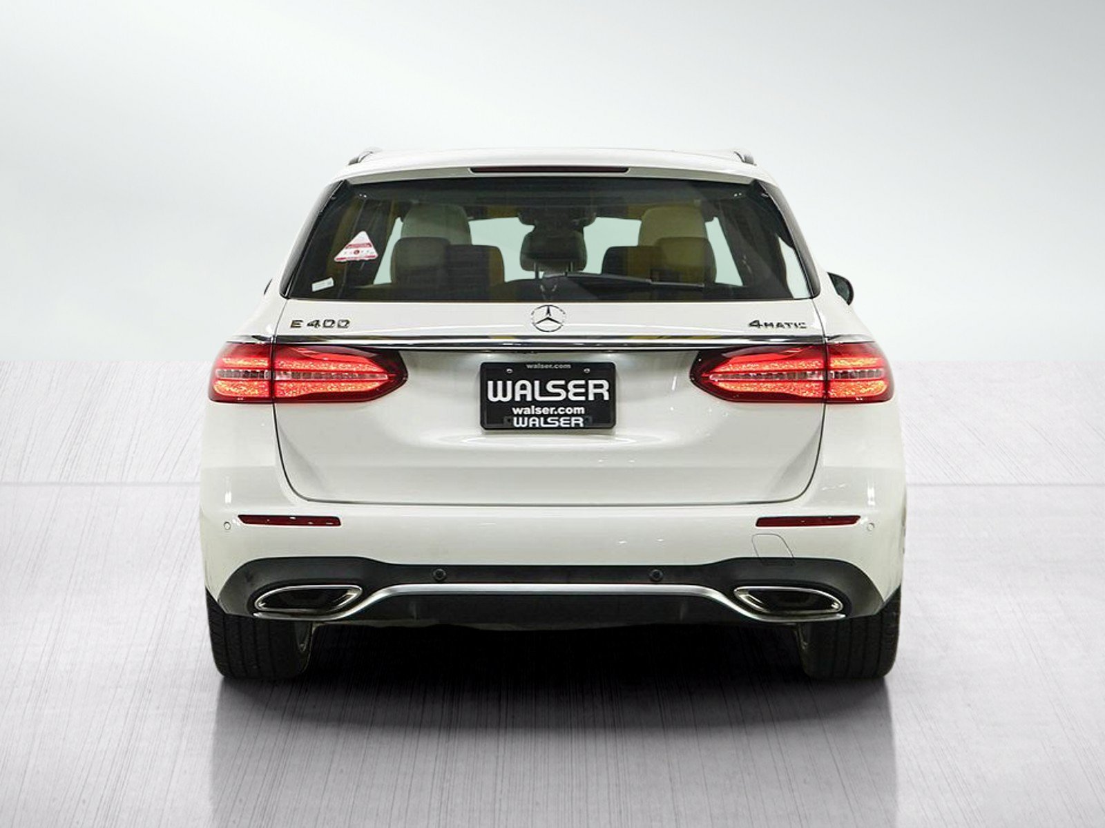 Used 2017 Polar White Mercedes-Benz E 400 image 4