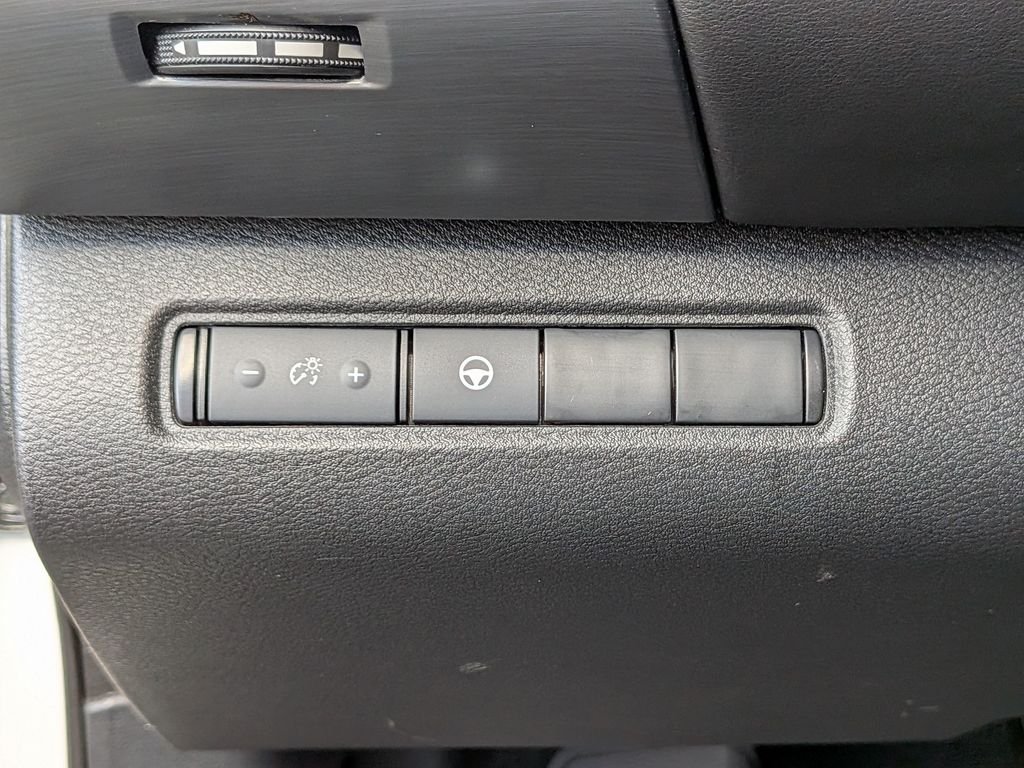 Used 2024 White Nissan Rock Creek image 18
