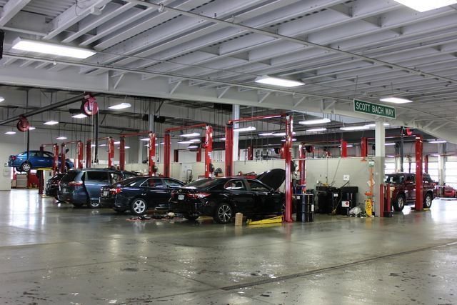 2024 Toyota Camry SE - Photo 26