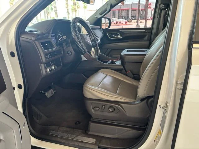 Used 2021 White GMC SLT image 8