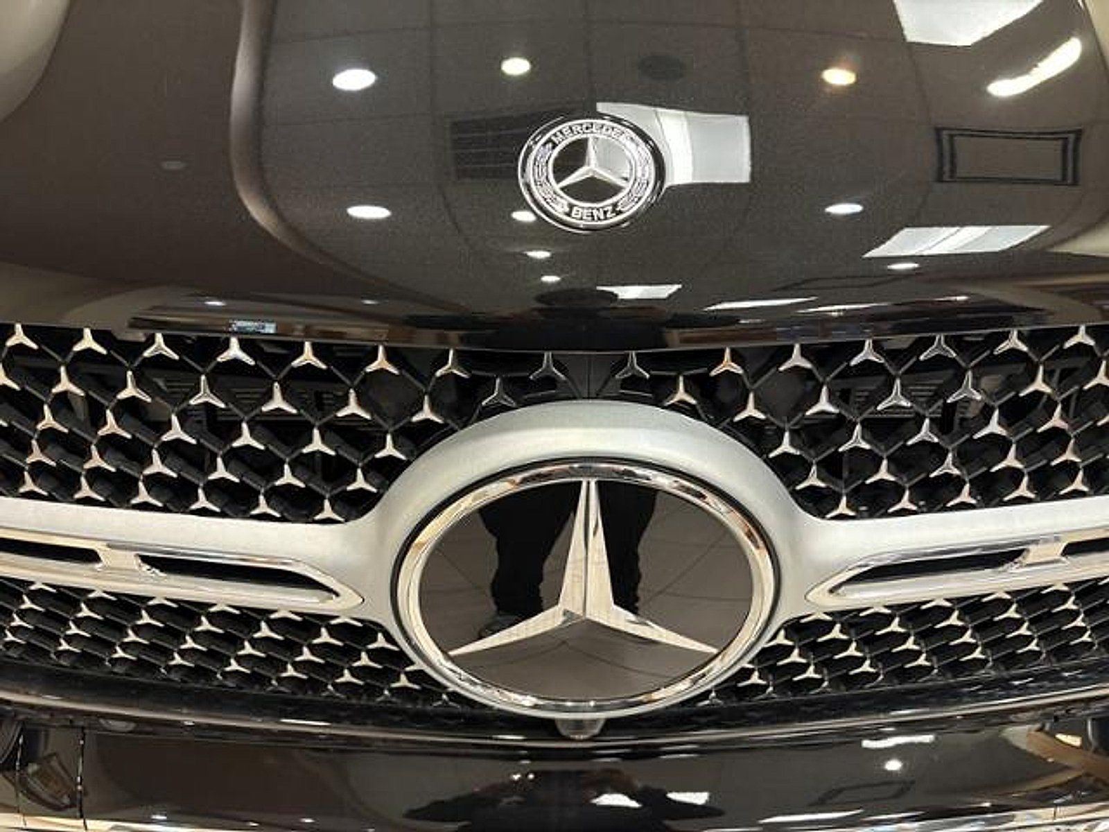 New 2026 Obsidian Black Metallic Mercedes-Benz  image 34