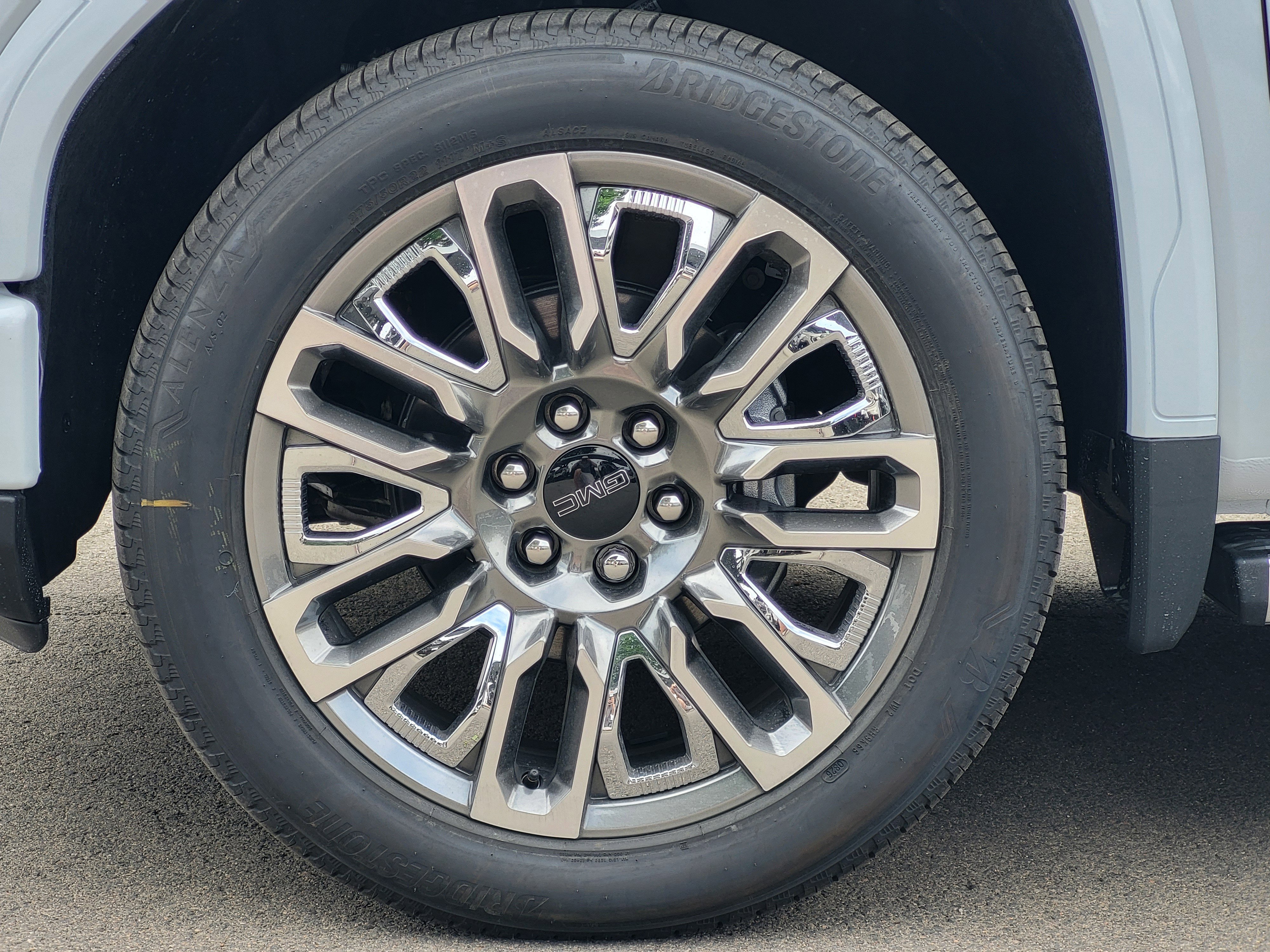 2026 GMC Sierra 1500 Denali Ultimate - Photo 10