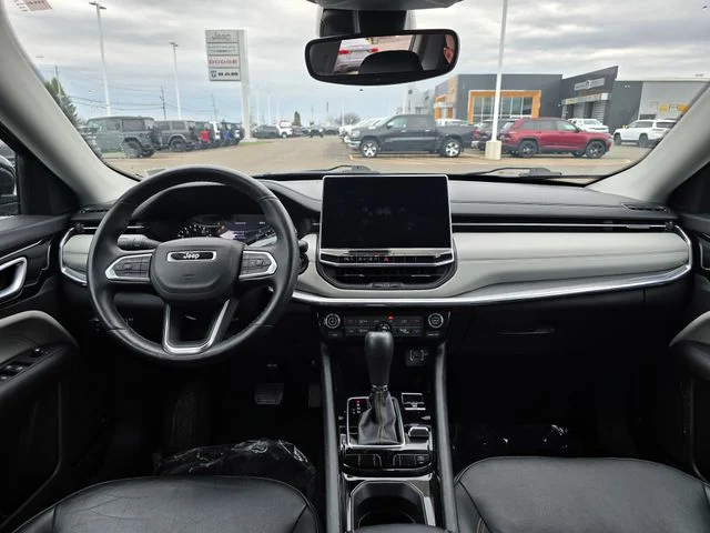 Used 2022 Black Jeep Limited image 13