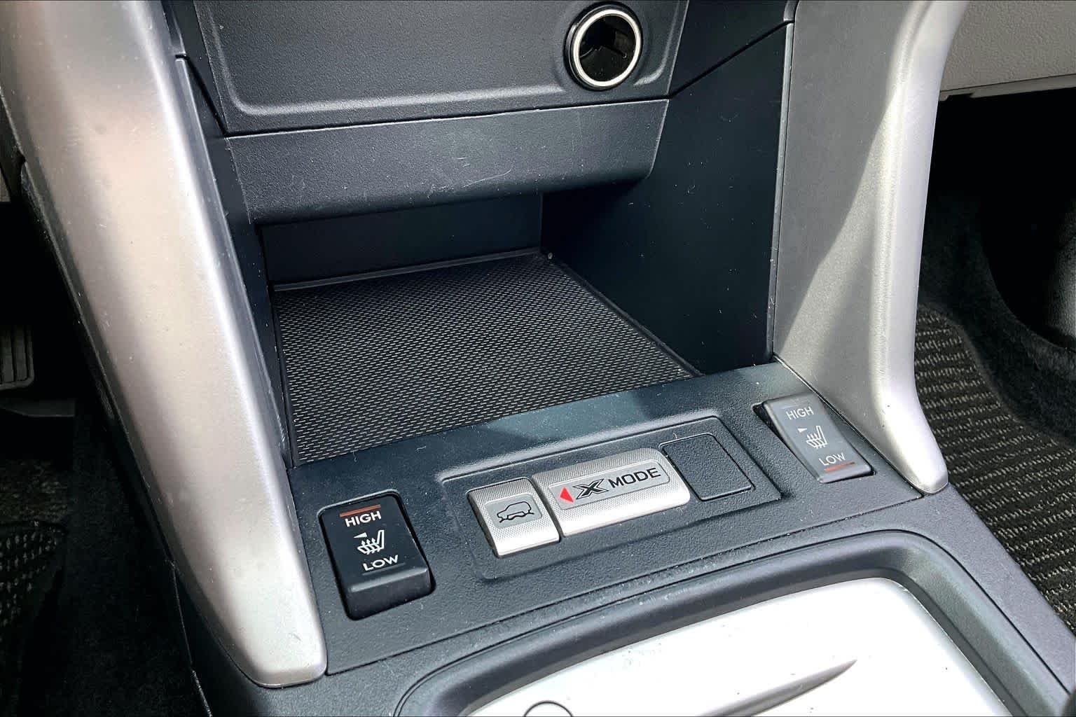 Used 2017 Dark Gray Metallic Subaru Premium image 34