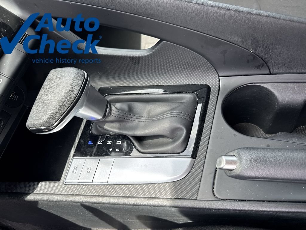 2024 Hyundai Elantra SEL - Photo 22