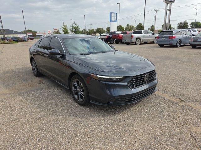 Used 2023 Gray Honda EX image 3