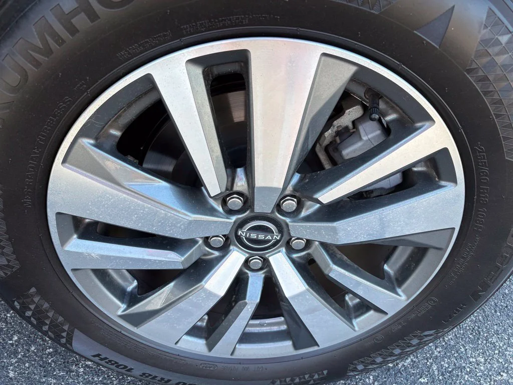 Certified Used 2025 White Nissan SL image 10