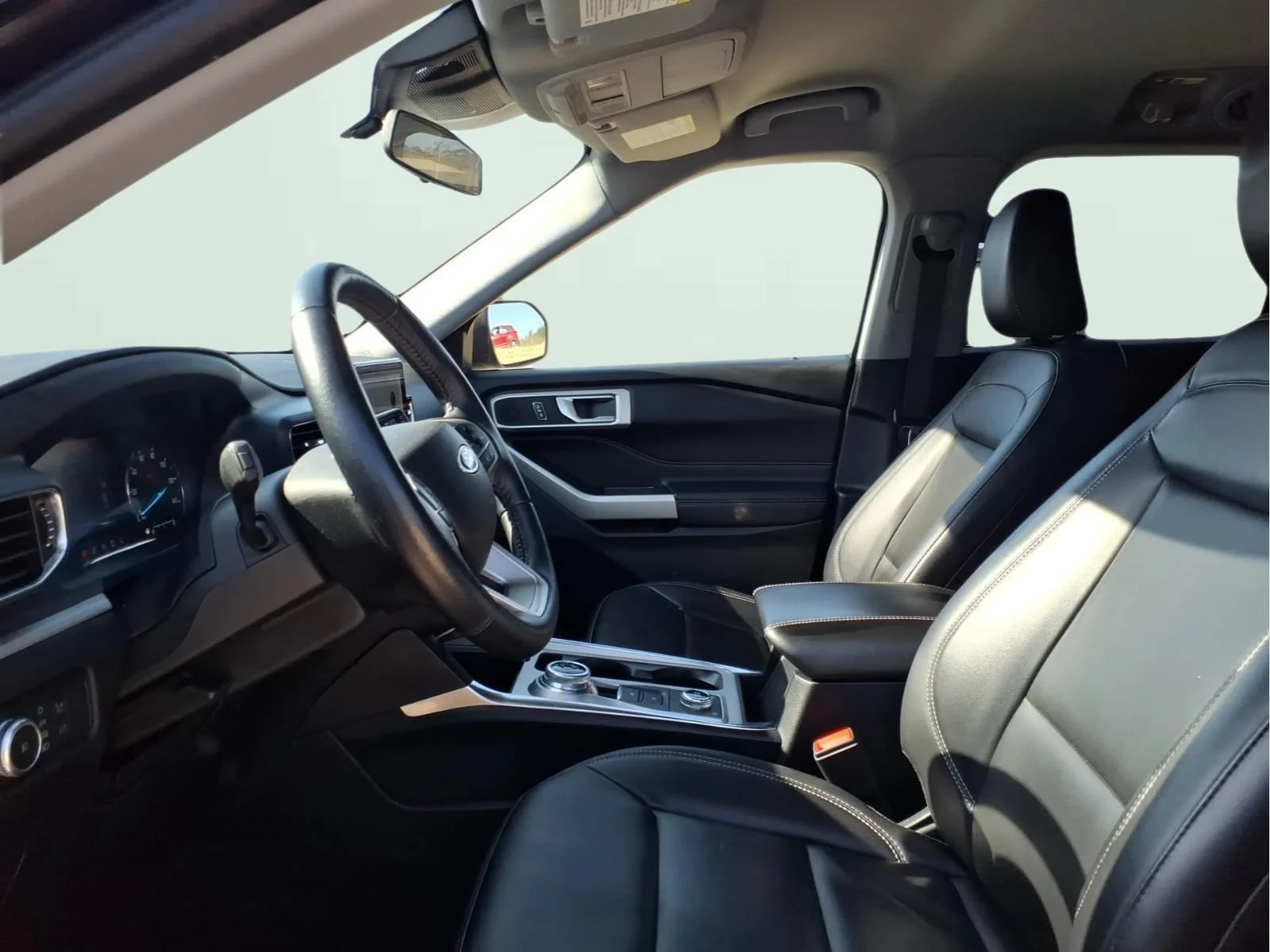 Used 2022 Black Ford XLT image 7