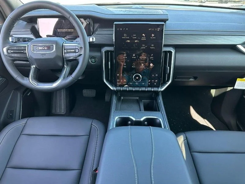 New 2026 Glacier White Tricoat GMC Elevation image 8