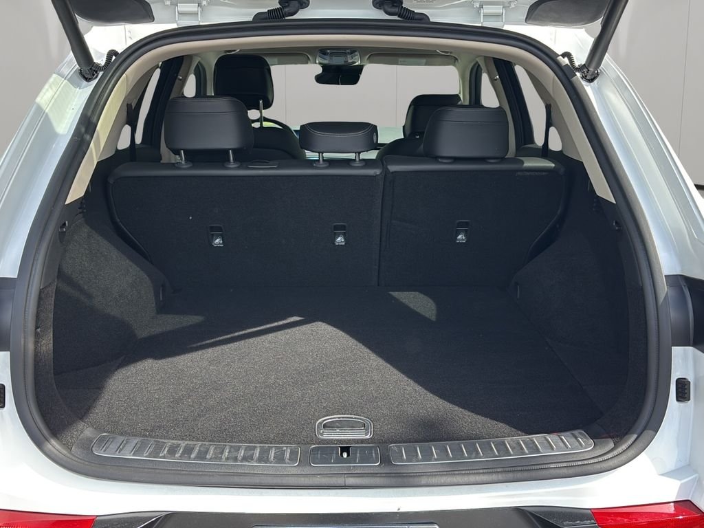 2026 GENESIS GV70 Standard - Photo 10