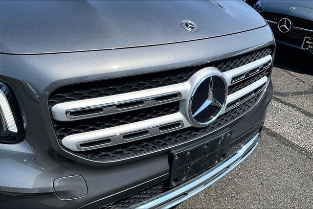 Certified Used 2023 Gray Mercedes-Benz GLB 250 image 6