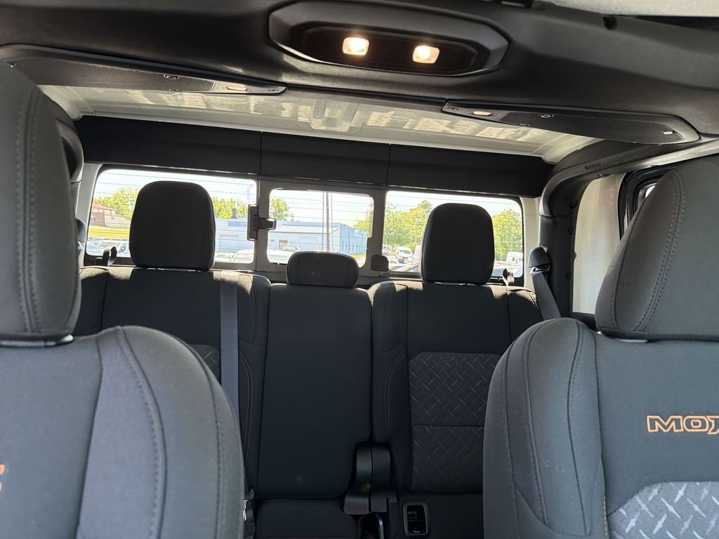 Used 2025 Gray Jeep Mojave image 13