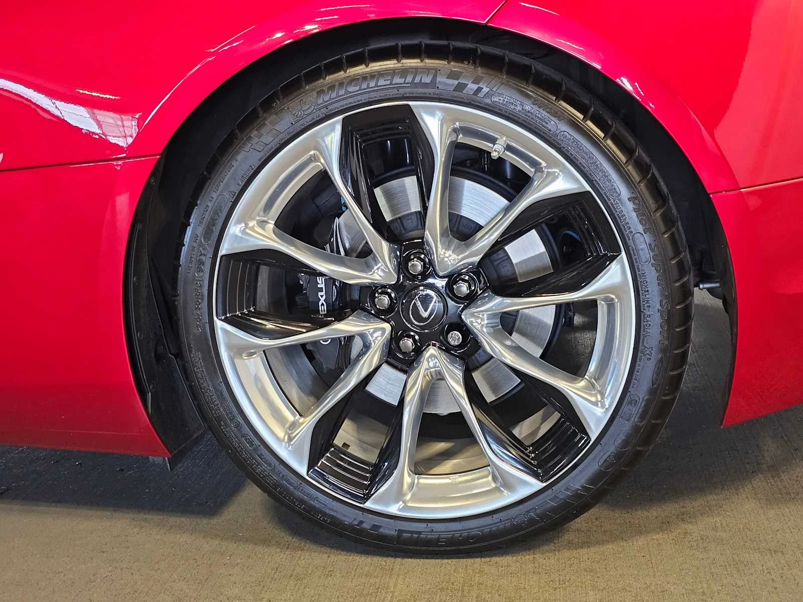 Used 2021 Infrared Lexus 500 image 8