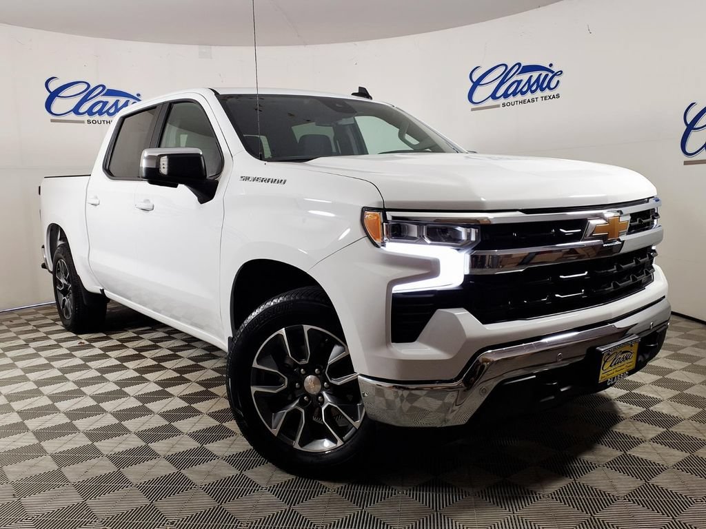 Used 2024 Summit White Chevrolet LT image 1