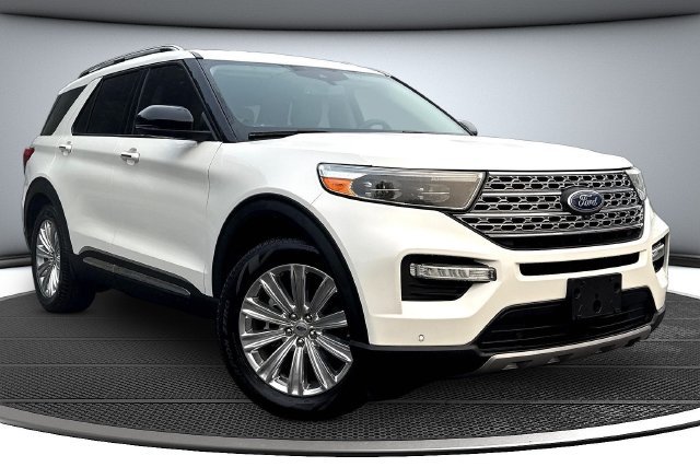 Used 2020 White Ford Limited image 3