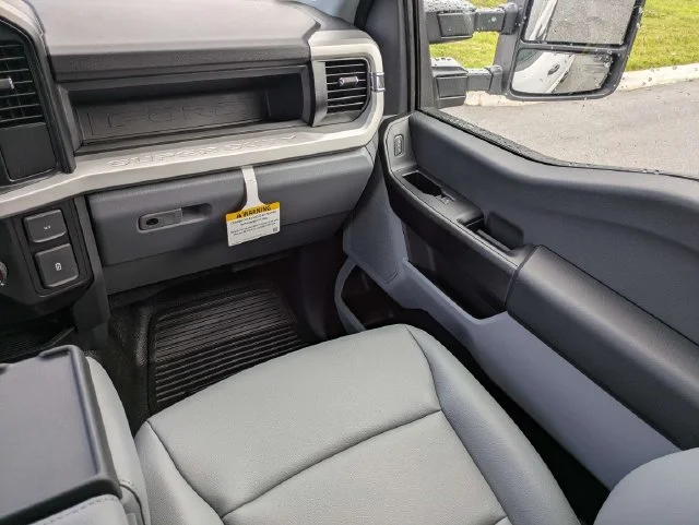 New 2027 White Ford XL image 17