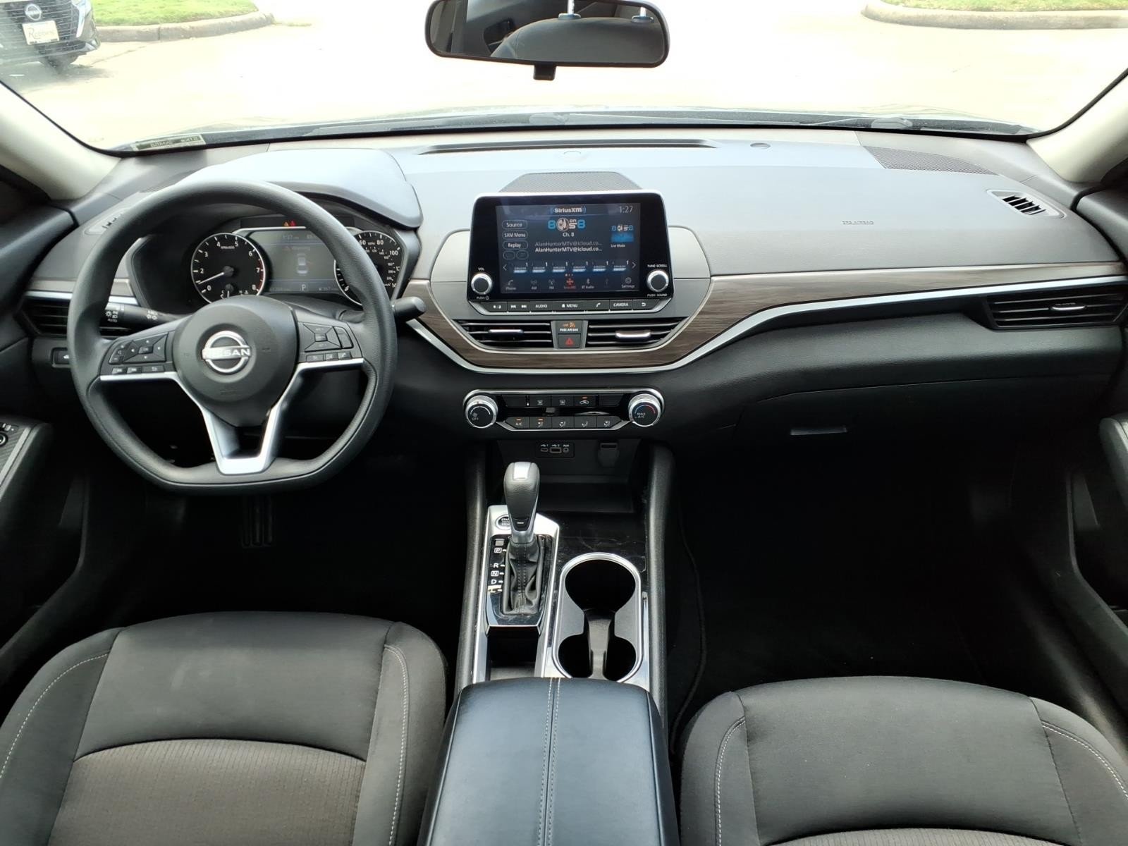 2024 Nissan Altima 2.5 SV - 11