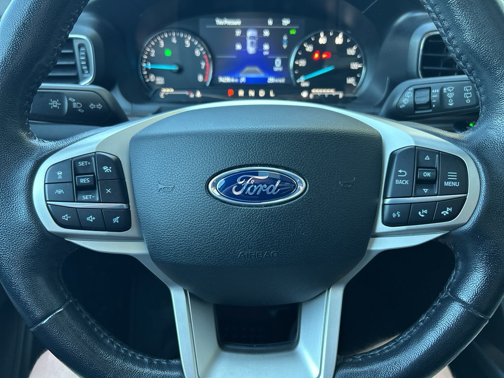 Used 2021 Black Ford Limited image 25