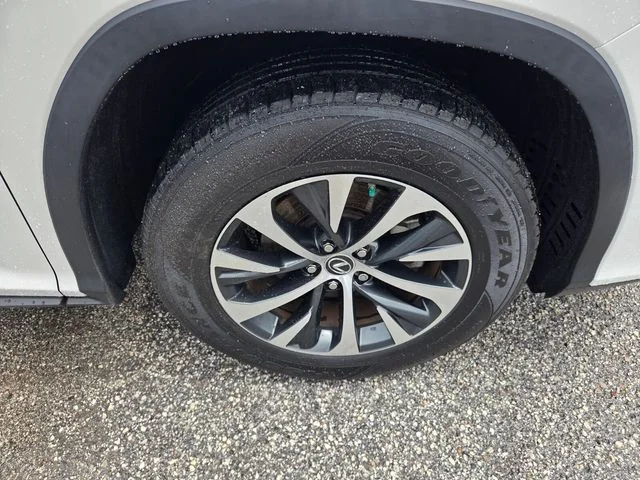 Certified Used 2021 White Lexus 450h image 18