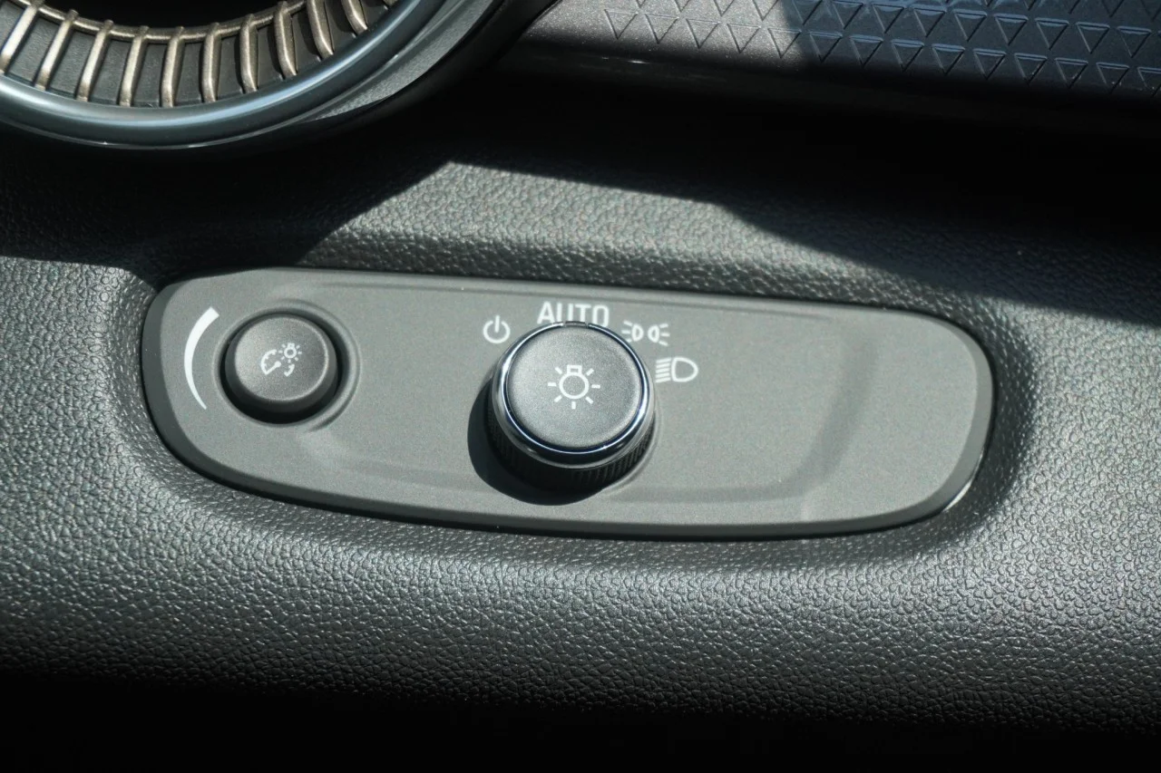 2026 Chevrolet Trax Activ - Photo 35