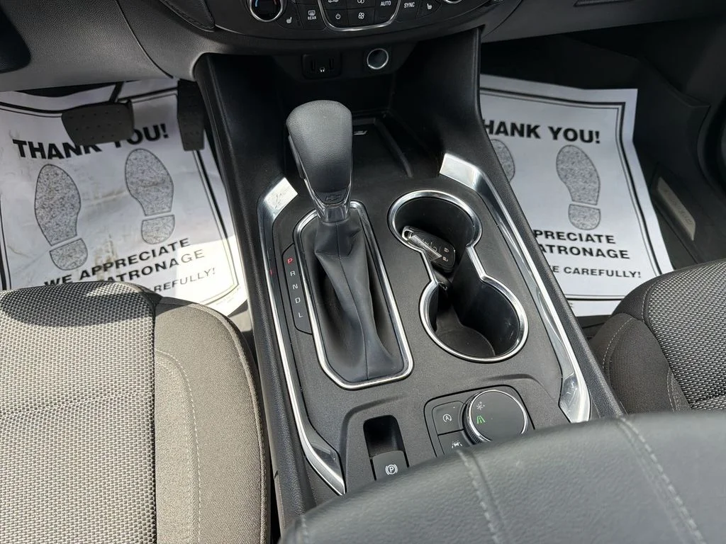 Used 2023 Gray Chevrolet LT image 25