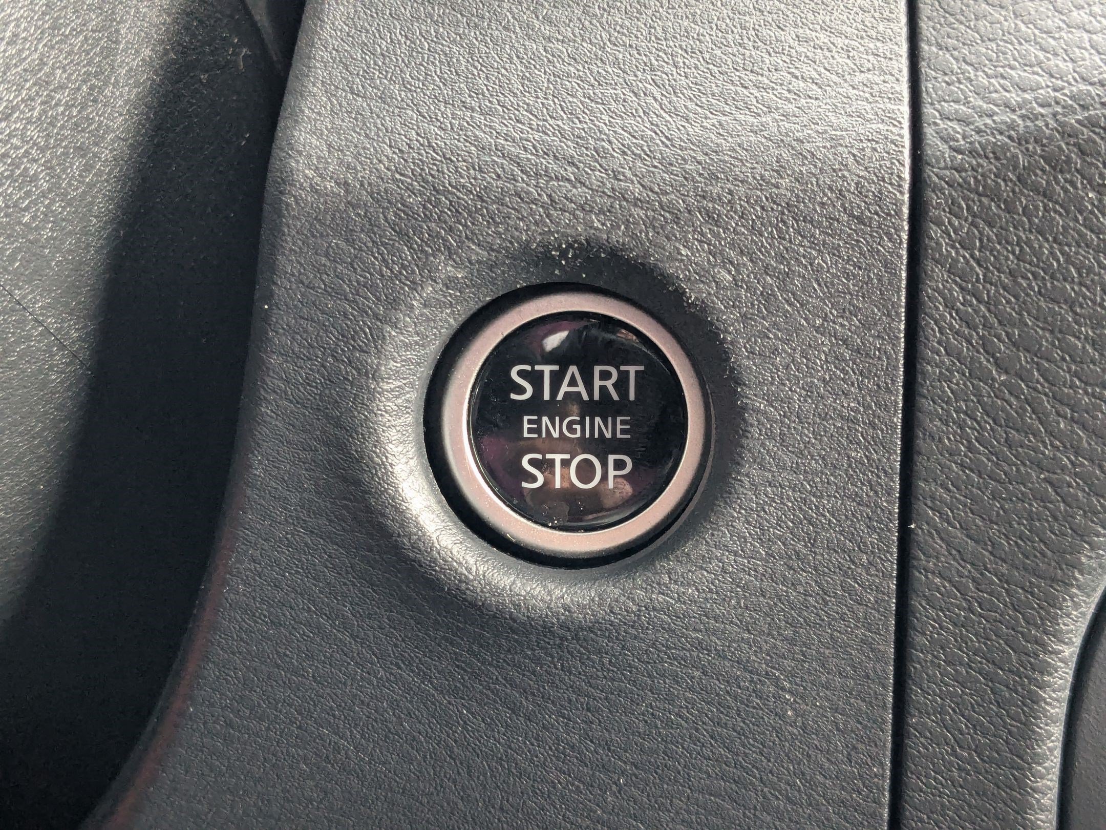 Used 2023 Boulder Gray Pearl Nissan PRO-4X image 21