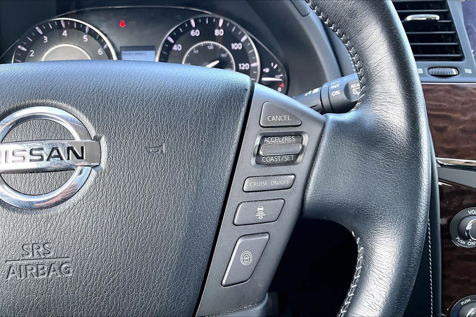 Used 2020 Super Black Nissan SL image 25