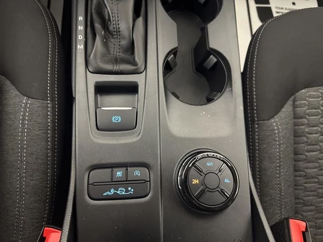 New 2025 Shadow Black Ford XLT image 17