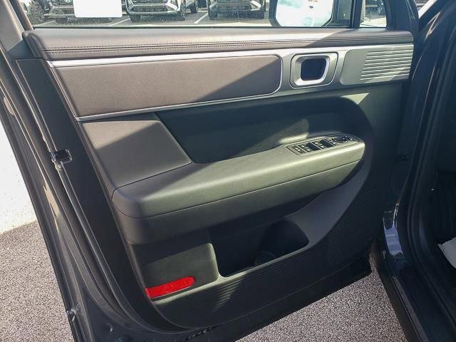 New 2026 Gray Hyundai SE image 9
