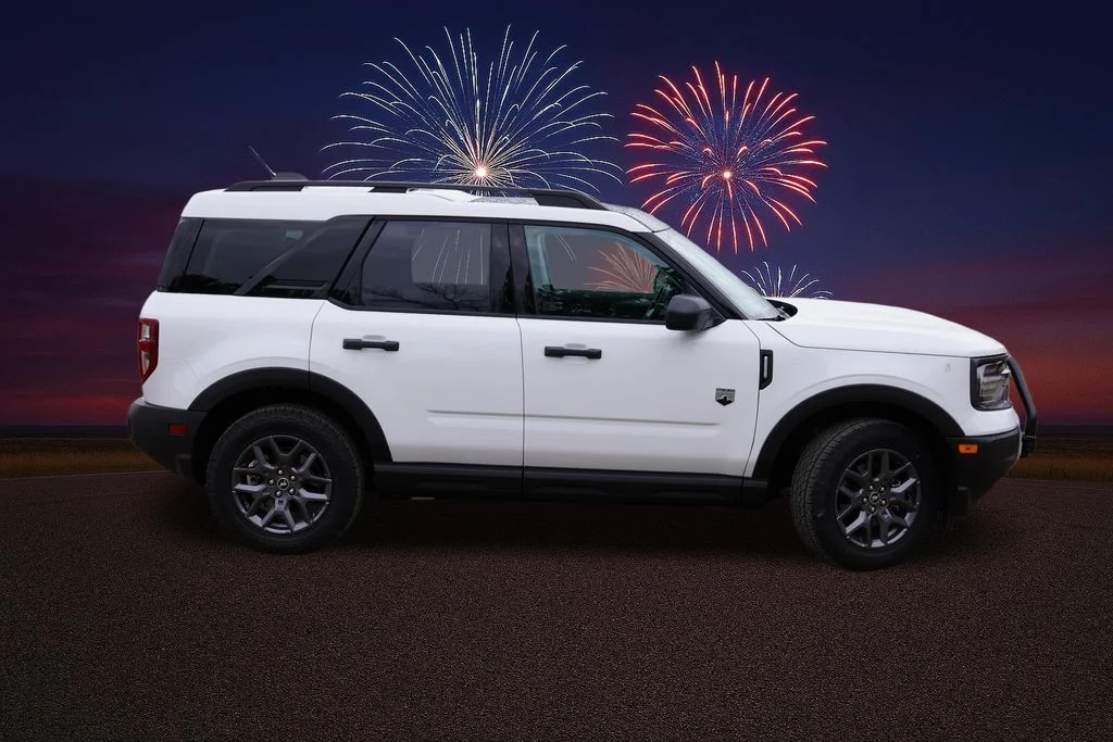 Certified Used 2025 Oxford White Ford Big Bend image 3