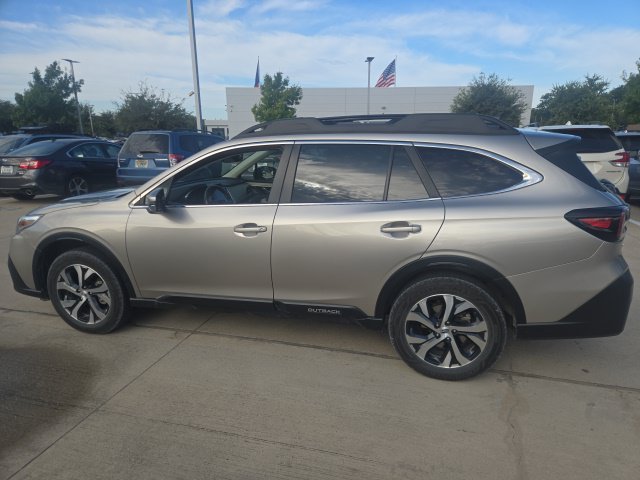 Used 2020  Subaru Limited image 5