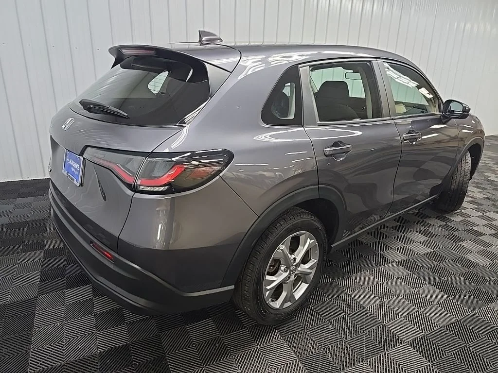 Used 2023 Modern Steel Metallic Honda LX image 12